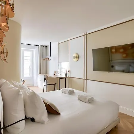 Amazing For 6 In The Center Of Paris